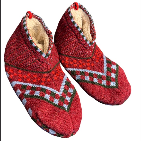 Bombas Woman’s Gripper Slippers size Large - Picture 1 of 3